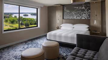 Peralatan tempat tidur premium, tilam berlapik, meja