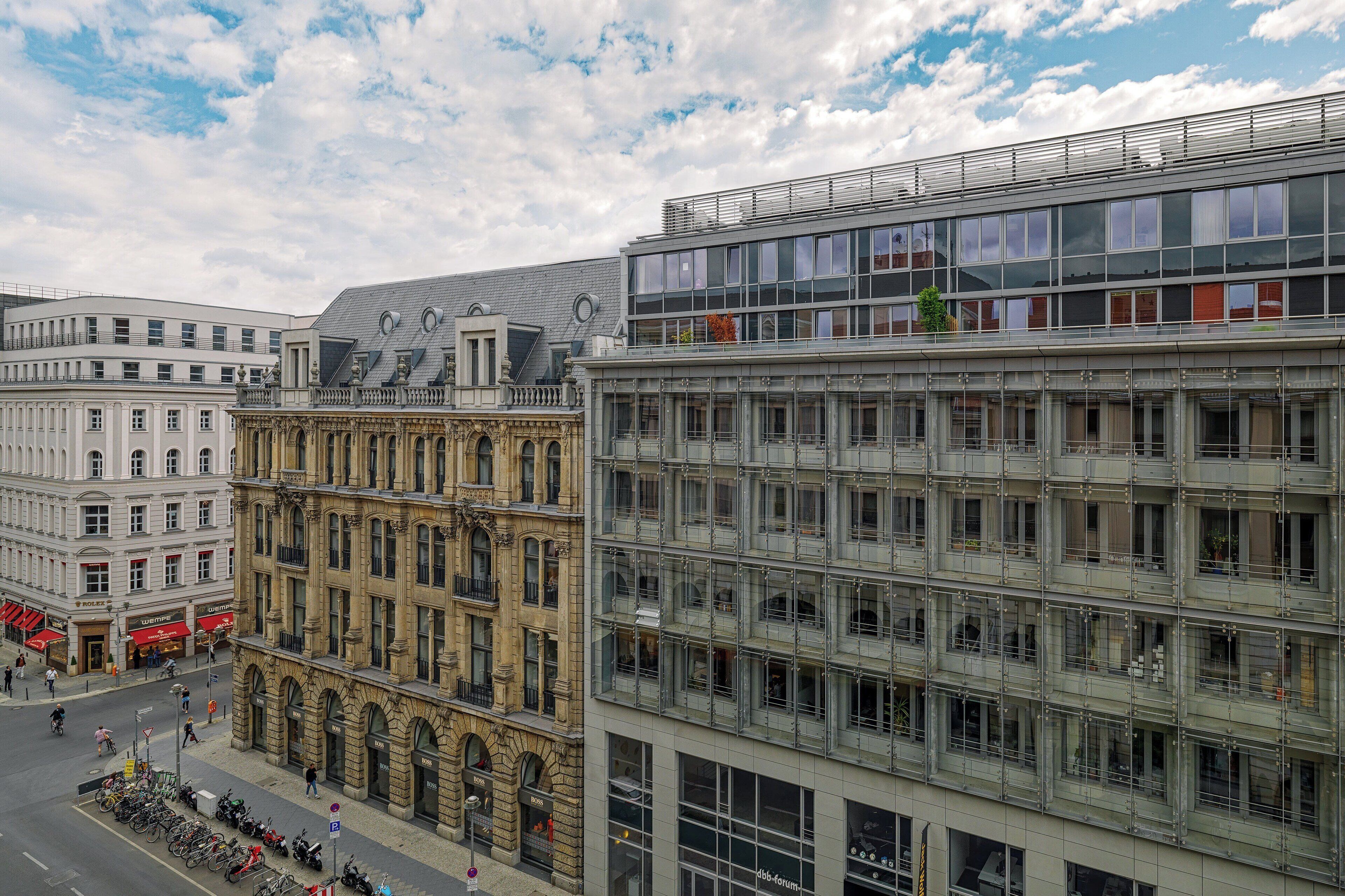 1 bedroom, premium bedding, in-room safe, desk