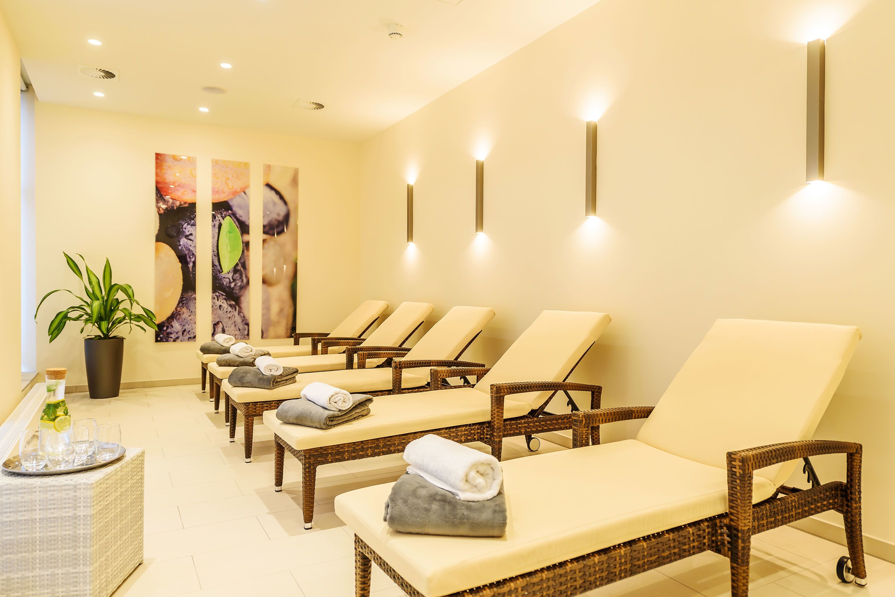 Sauna, Massageanwendungen