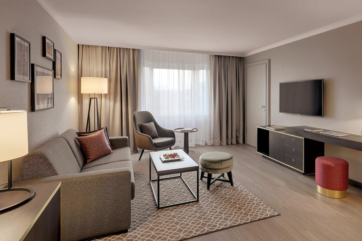 Superior Suite | 1 bedroom, premium bedding, minibar, in-room safe