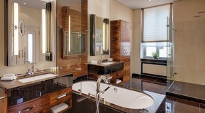 Presidential Suite | Bathroom
