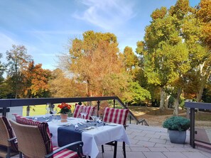 Sun deck
