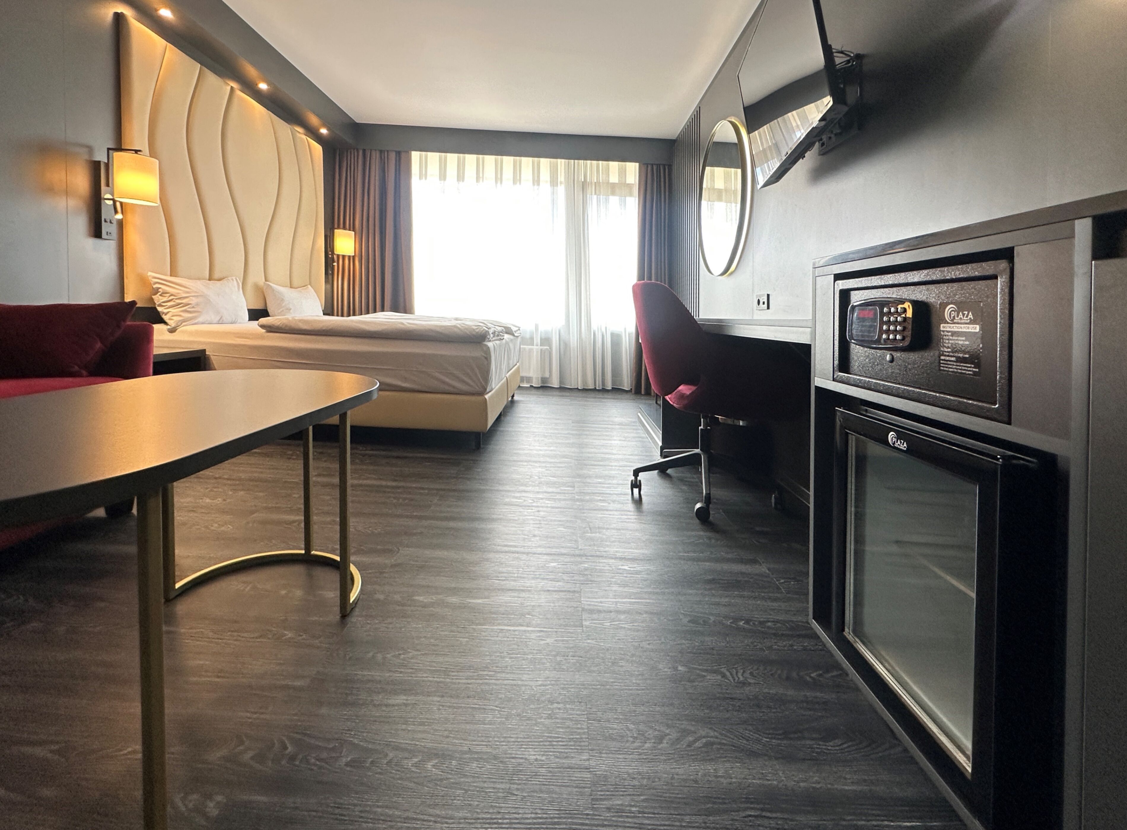 Comfort Apartment with a View of the Forest | 防过敏的被褥、客房内保险箱、办公桌、笔记本电脑工作区