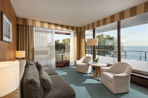 Family Suite | Living area