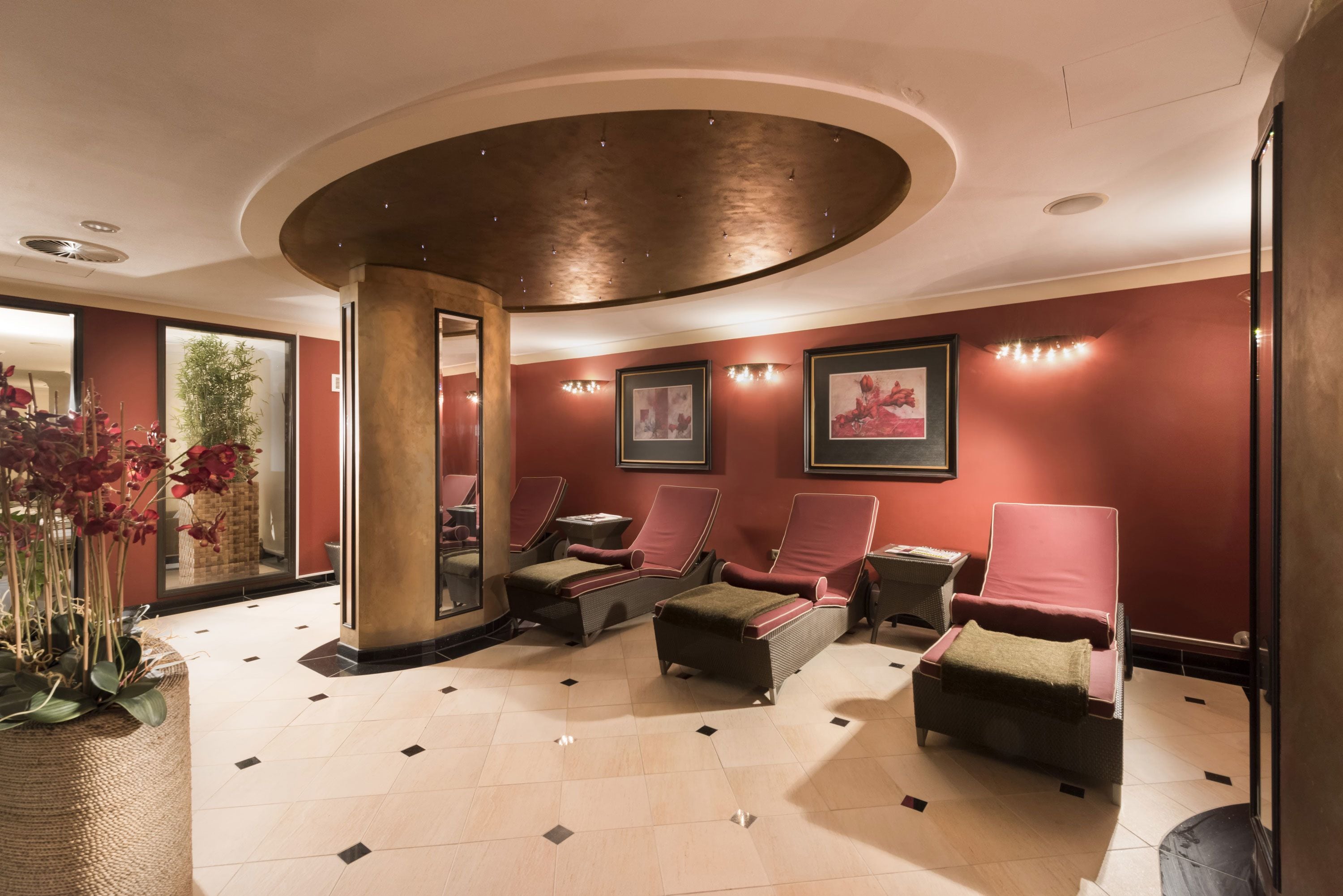 couples treatment room(s), sauna, turkish bath/hammam, body treatments