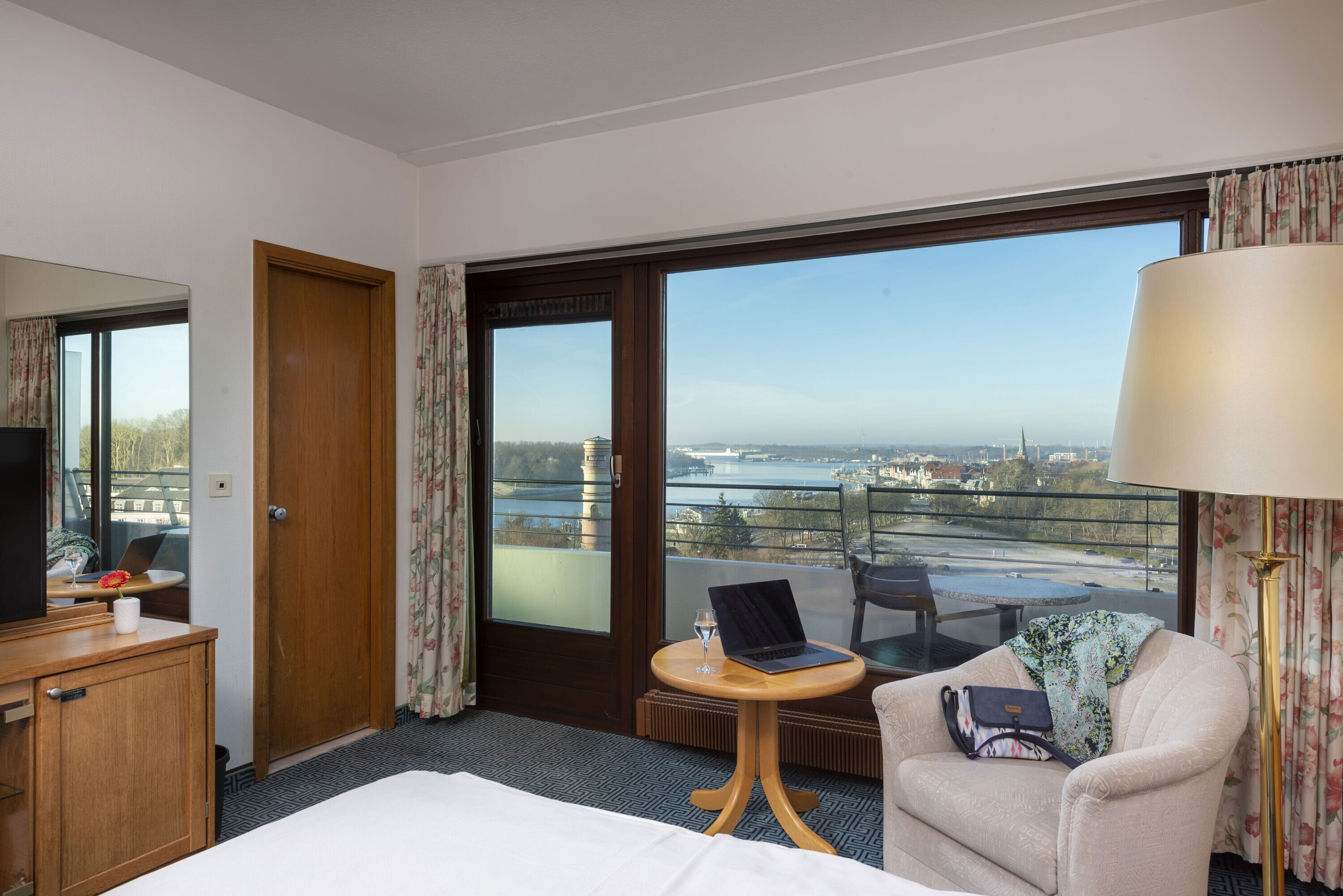 classic single room | view from room