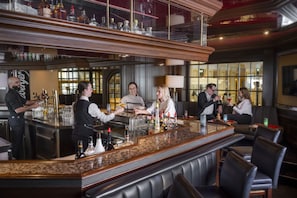 Wine bar