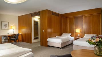 1 phòng ngủ, bộ đồ giường cao cấp, minibar, két bảo mật tại phòng