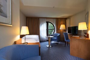 Classic Single Room | Living area | TV, pay movies