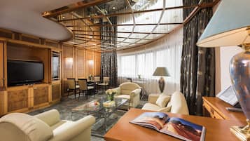 Luxury Suite | 1 bedroom, hypo-allergenic bedding, in-room safe, desk