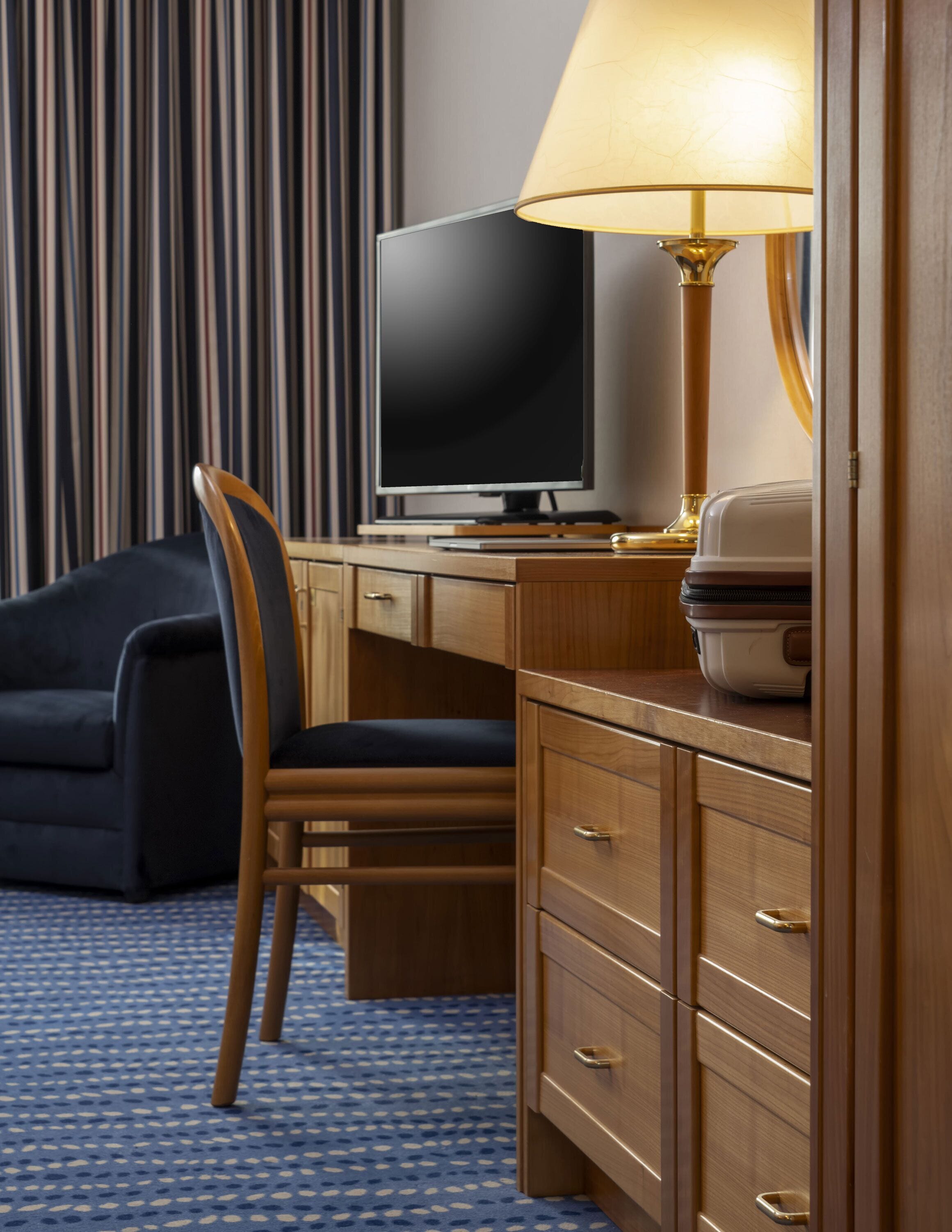 superior double room | 1 bedroom, hypo-allergenic bedding, in-room safe, desk