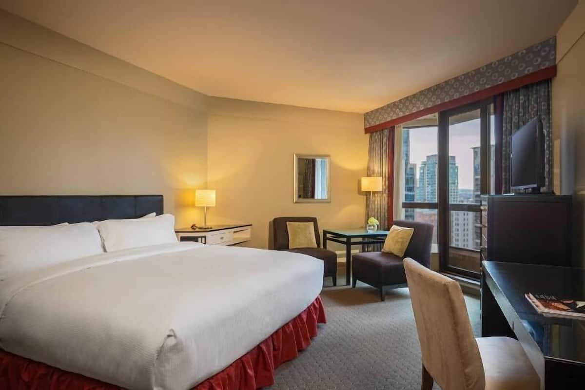 1 bedroom, hypo-allergenic bedding, down comforters, in-room safe