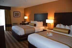 Individually decorated, individually furnished, desk, laptop workspace - Cape Cod Hotel (Hyannis)