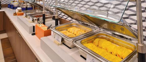 Petit déjeuner buffet compris tous les jours