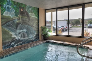Indoor spa tub