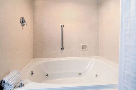 Comfort Inn Suites At Dollywood Lane - Image 29
