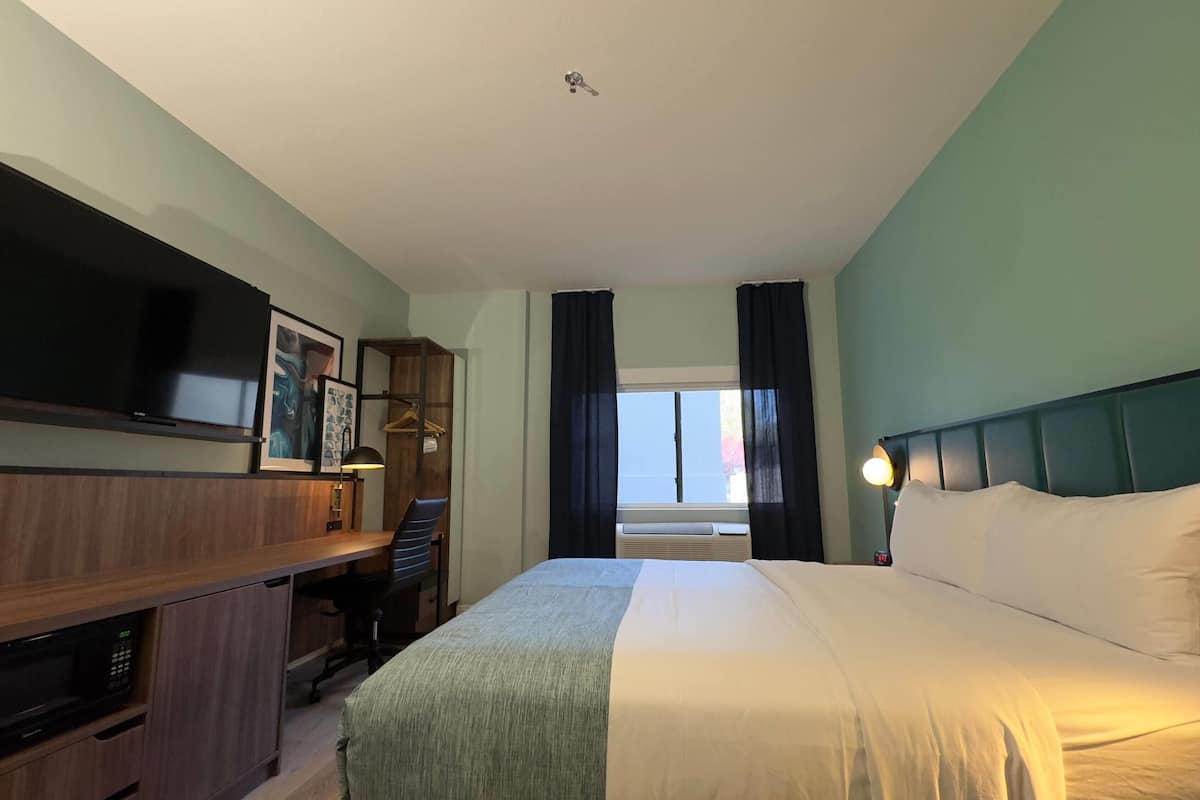 Blackout curtains, iron/ironing board, cots/infant beds, free WiFi