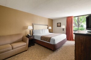 Premium bedding, pillowtop beds, desk, blackout drapes - Village Inn Clemmons/Winston Salem, Trademark by Wyndham (Clemmons)