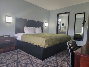 標準客房, 1 張特大雙人床, 非吸煙房 | 書桌、熨斗/熨衣板、免費無線上網、床單