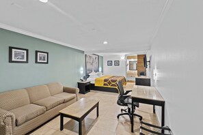 Standard Room, 1 King Bed | Desk, iron/ironing board, free WiFi, bed sheets