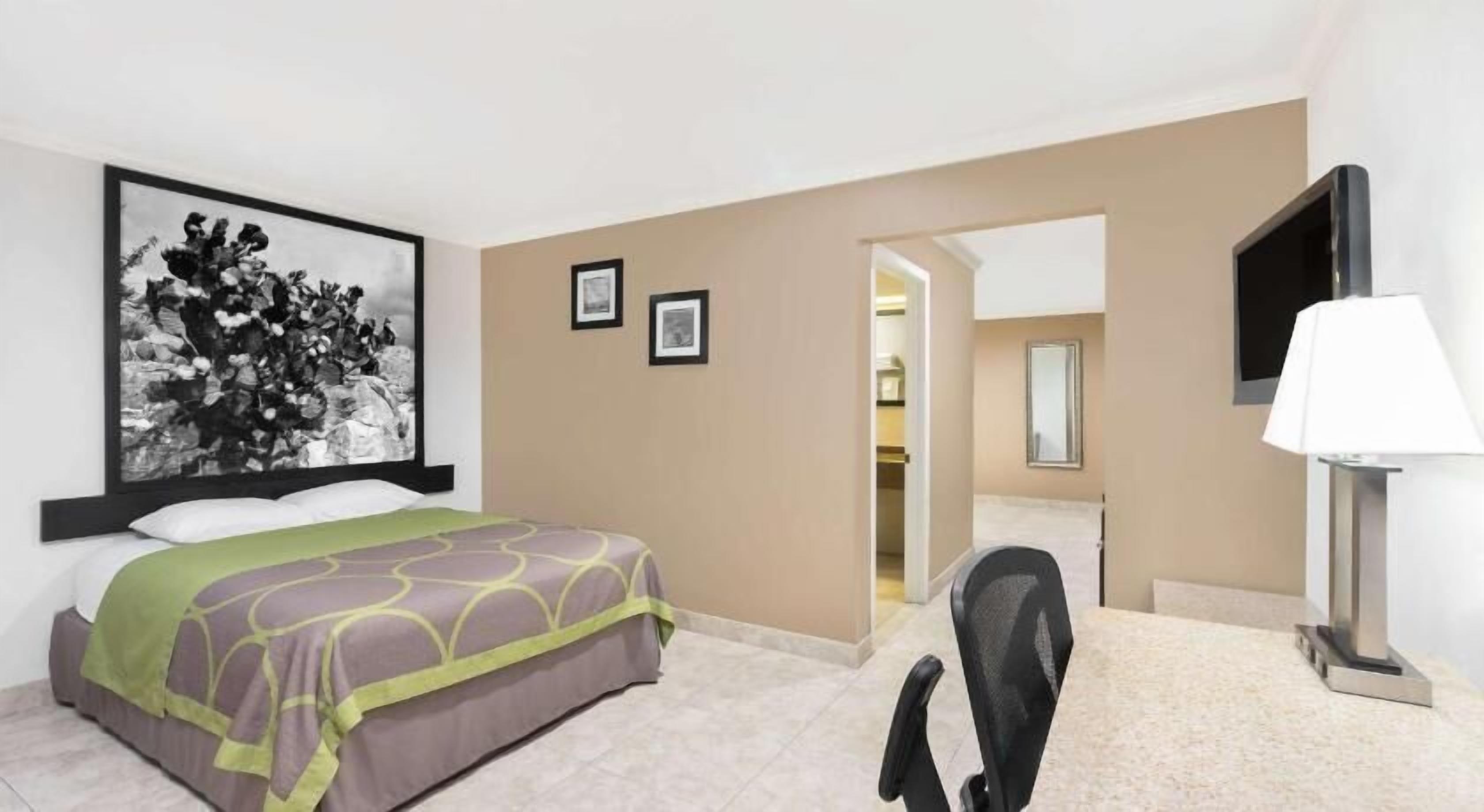 Desk, iron/ironing board, free WiFi, bed sheets