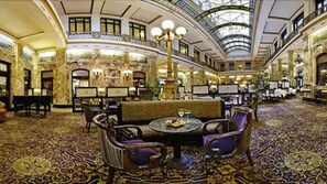 Bar lounge