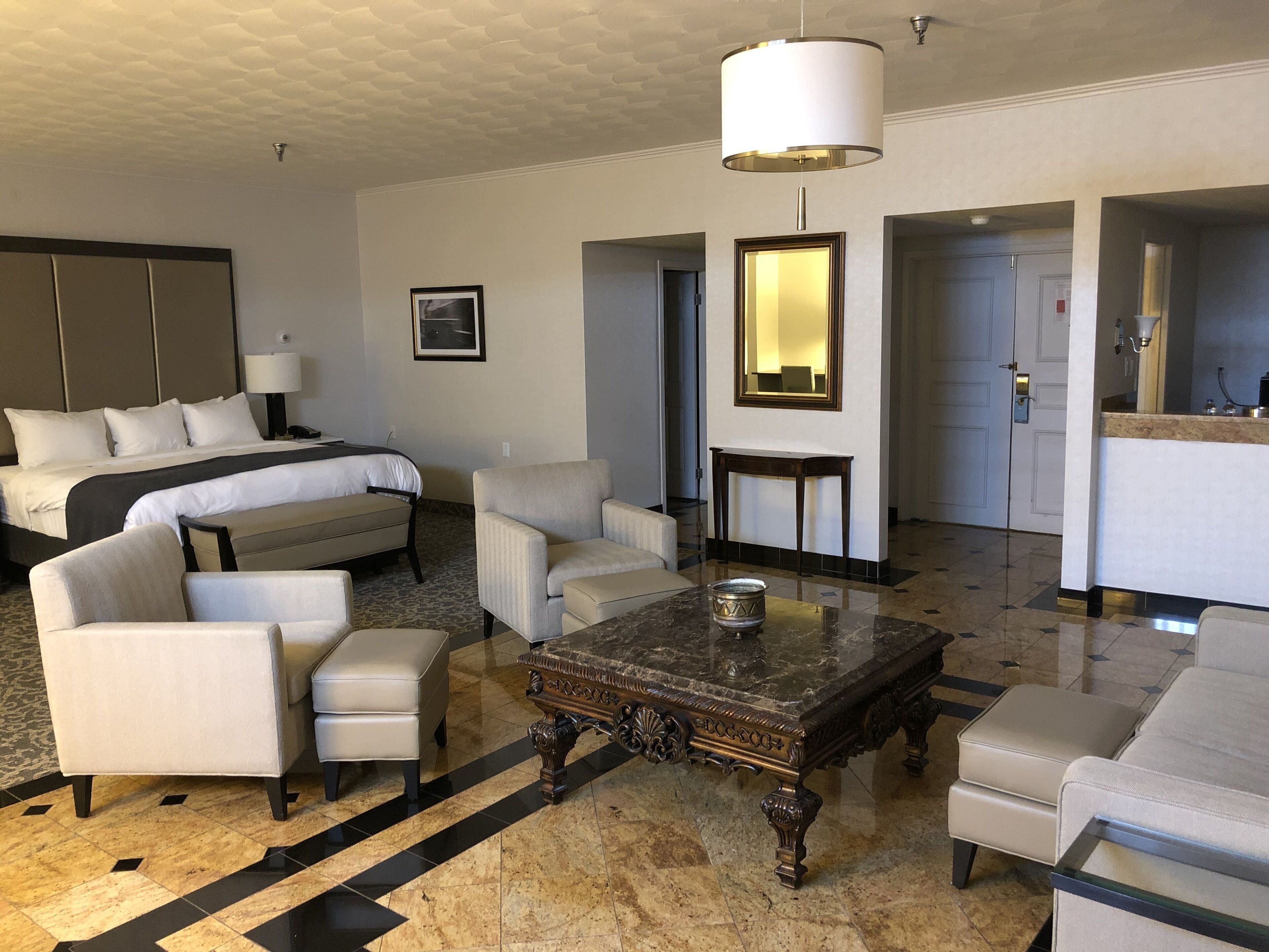 hypo-allergenic bedding, in-room safe, desk, laptop workspace