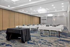 Meeting facility - DoubleTree by Hilton Davenport (Davenport)