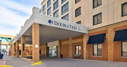 DoubleTree by Hilton Davenport