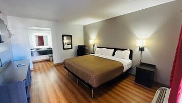 1 bedroom, desk, iron/ironing board, free WiFi