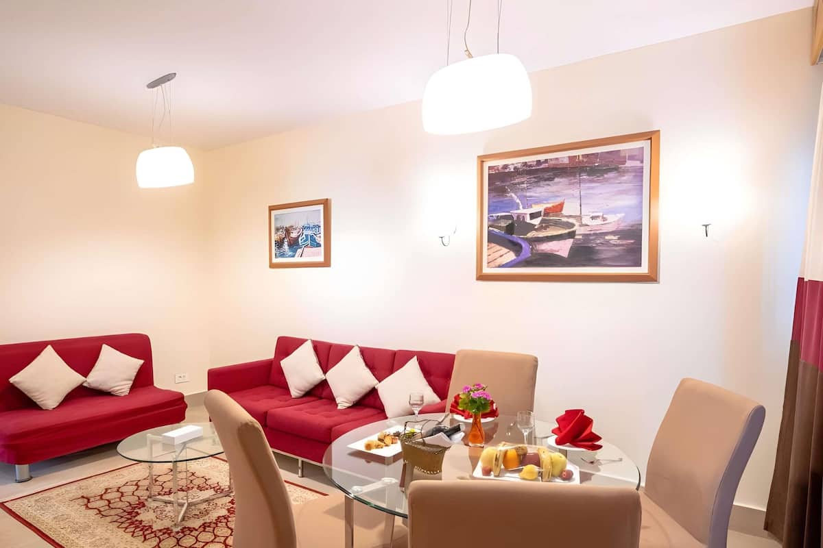 Superior Suite, 1 King Bed (Pool Side)