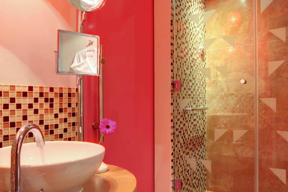 1 chambre, minibar, coffres-forts dans les chambres