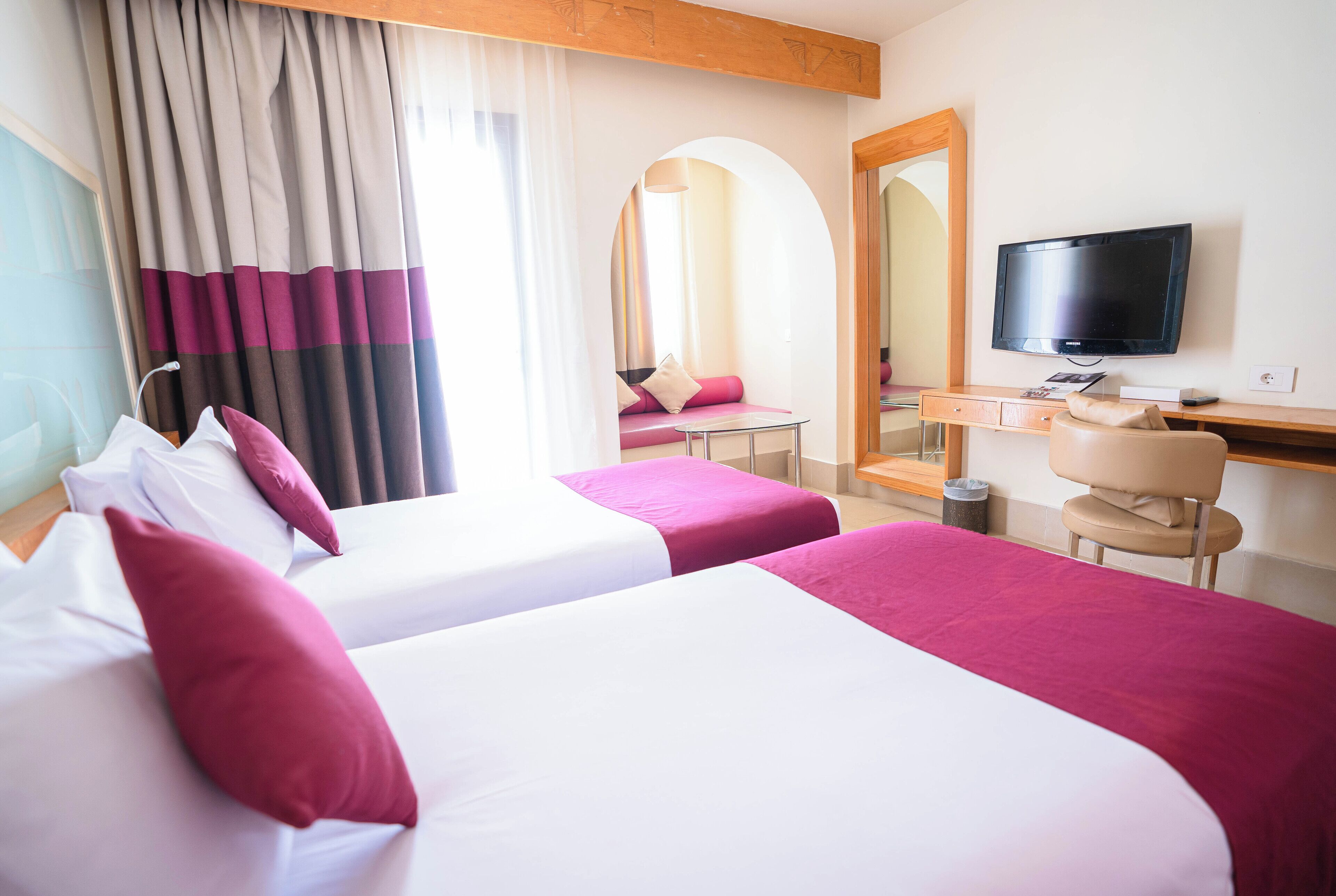 Een minibar, een kluis op de kamer, een strijkplank/strijkijzer