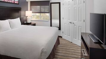 Premium bedding, in-room safe, desk, blackout curtains