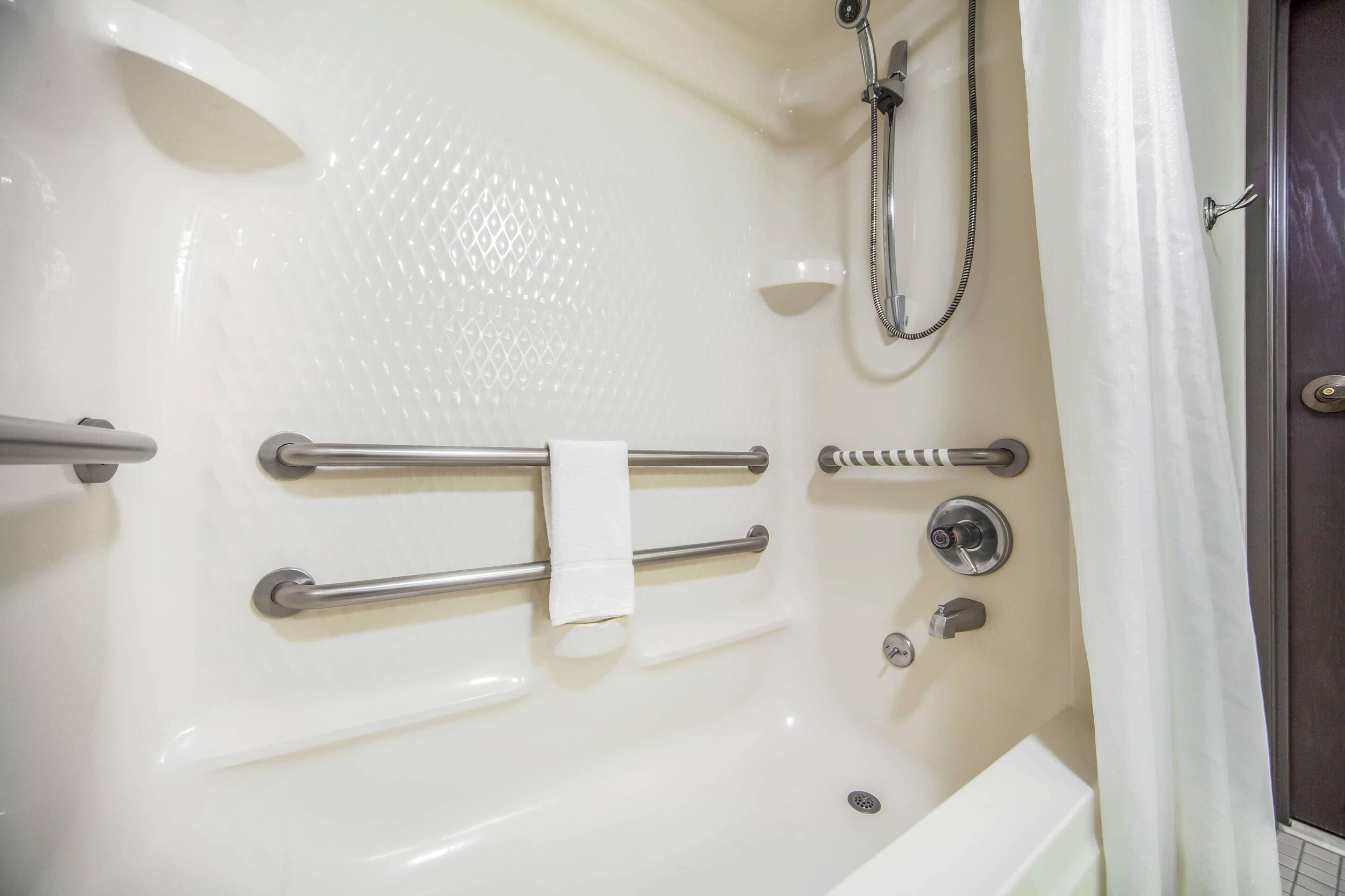 room, 1 queen bed, accessible, non smoking | premium bedding, in-room safe, iron/ironing board, free cots/infant beds