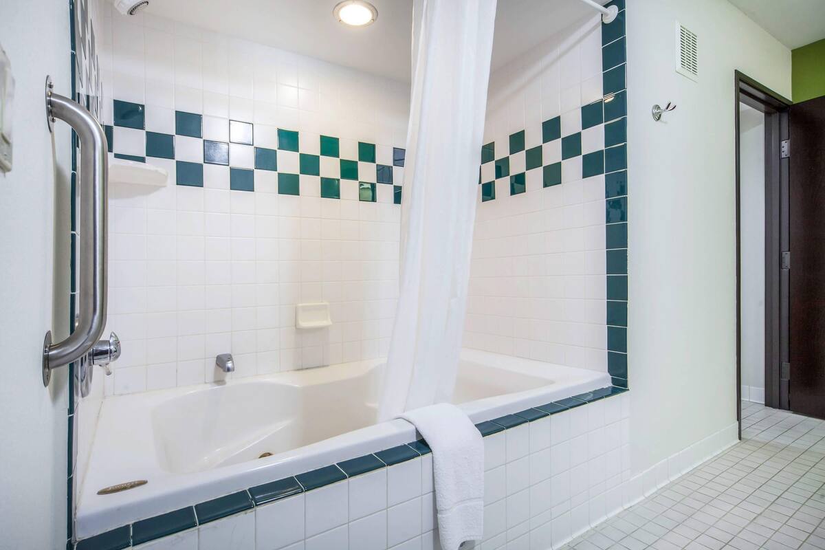 premium bedding, in-room safe, iron/ironing board, free cots/infant beds