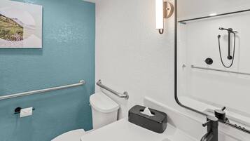 Room, 1 Queen Bed, Accessible, Non Smoking (Accessible Tub) | Desk, blackout drapes, iron/ironing board, cribs (free)