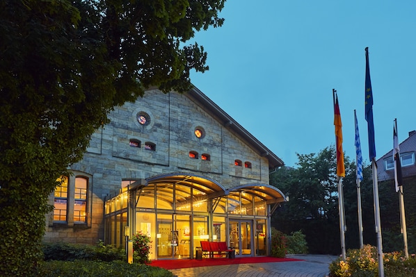 Façade de l’hébergement - soirée/nuit