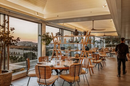 Athens Marriott Hotel - Image 46