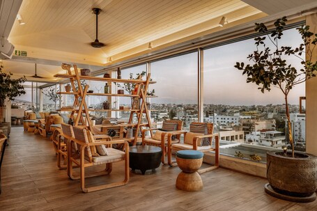 Athens Marriott Hotel - Image 10
