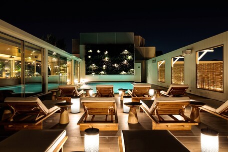 Athens Marriott Hotel - Image 17