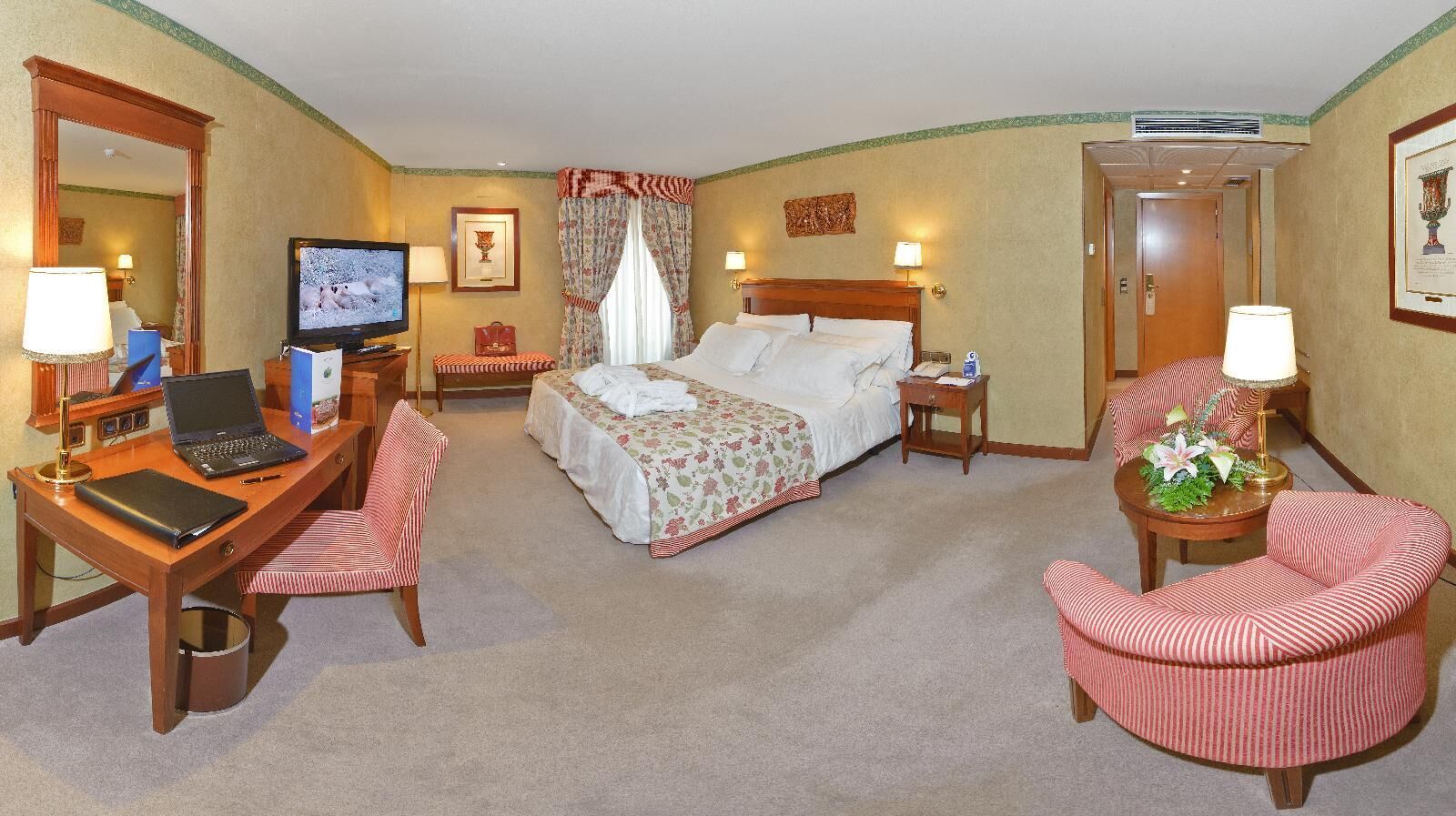 minibar, in-room safe, desk, blackout curtains