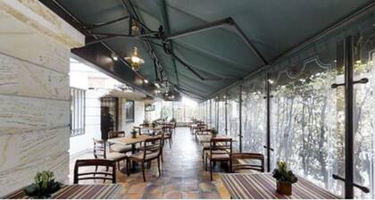 Hotel Windsor House Inn By GEH Suite