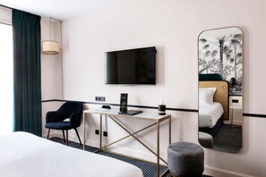 Phòng tiện nghi đơn giản, 1 giường cỡ king, không hút thuốc | Minibar, két bảo mật tại phòng, trang trí khác biệt 