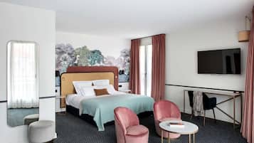 Family Room, Multiple Beds, Non Smoking, Balcony | 1 bedroom, minibar, in-room safe, individually decorated