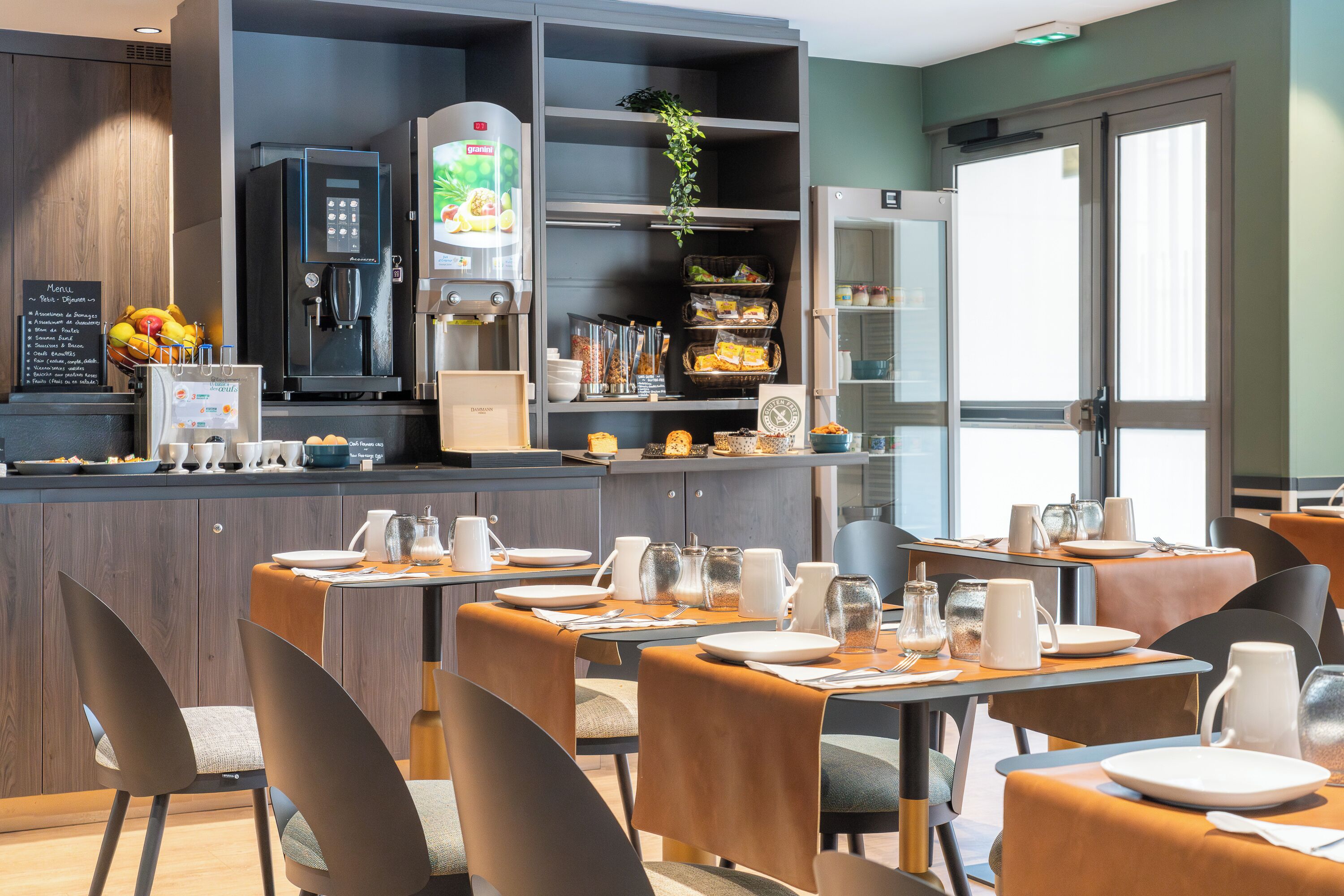 daily buffet breakfast (eur 18.90 per person)