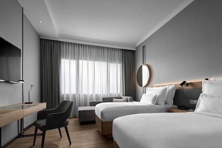 1 bedroom, in-room safe, desk, blackout drapes