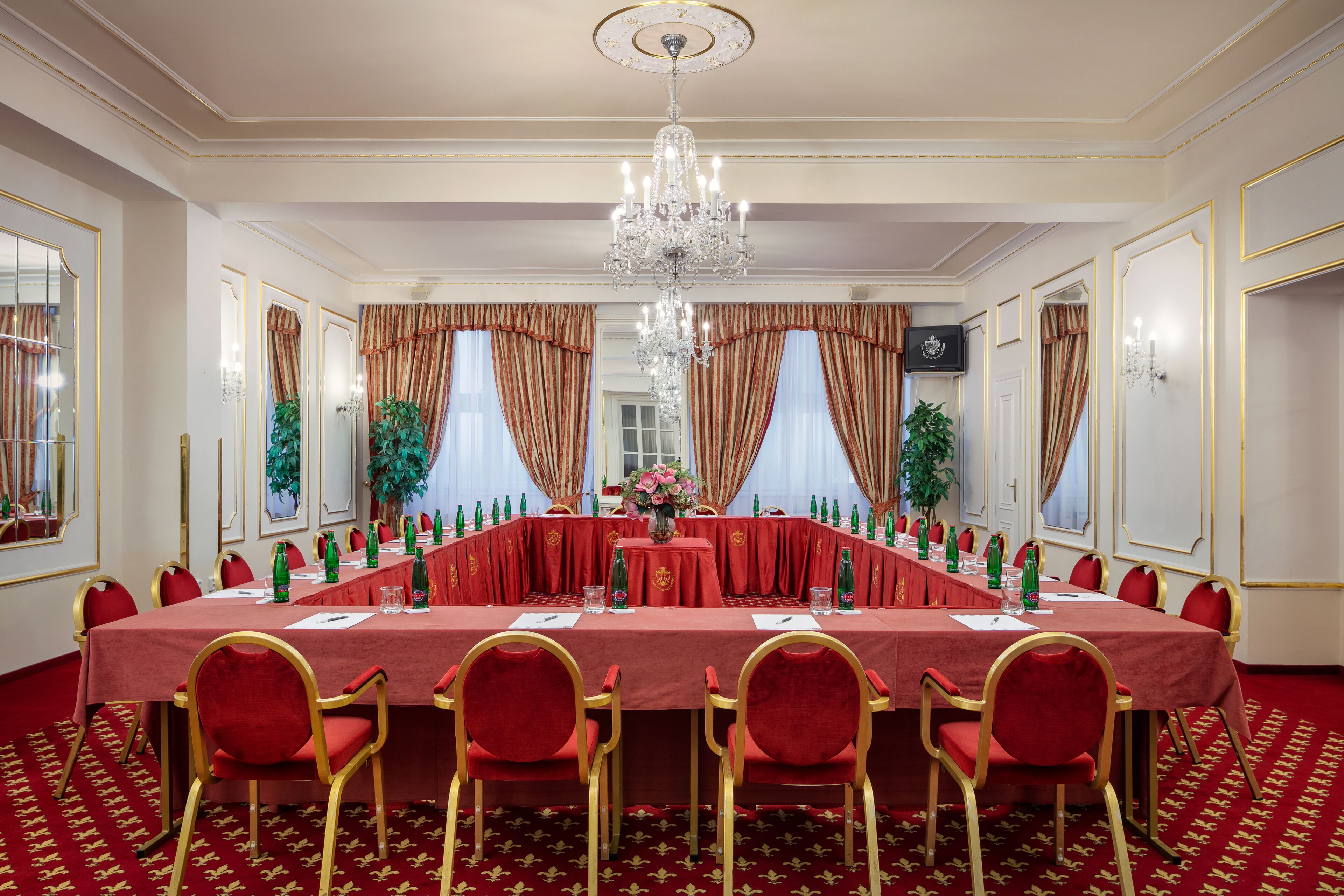 Photo - Ambassador Zlata Husa