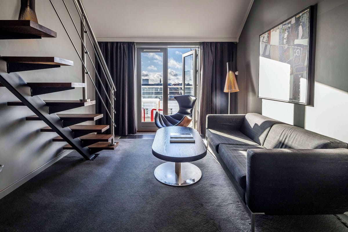 Superior Oda, 1 En Büyük (King) Boy Yatak (Plus) | Odada kasa, ücretsiz kablosuz İnternet, çarşaf takımı