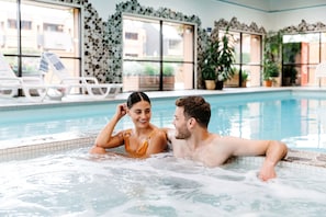 Bain à remous intérieur